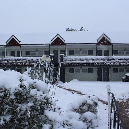 Dundry The Town & Country Lodge מראה חיצוני תמונה