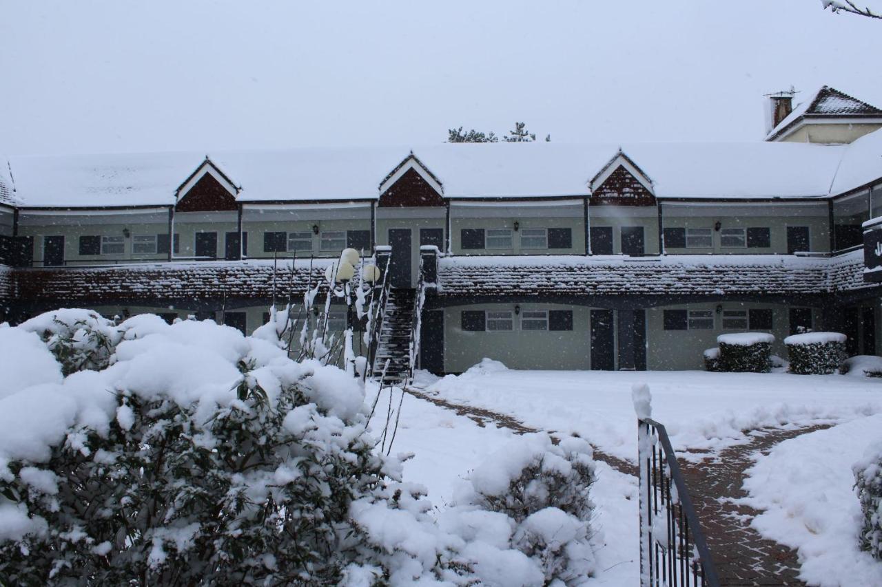 Dundry The Town & Country Lodge מראה חיצוני תמונה