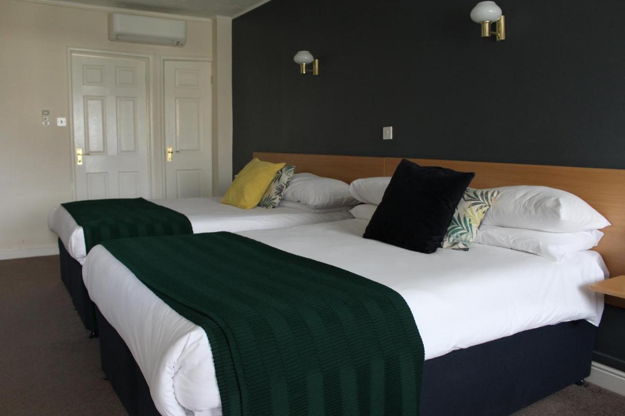 Dundry The Town & Country Lodge מראה חיצוני תמונה