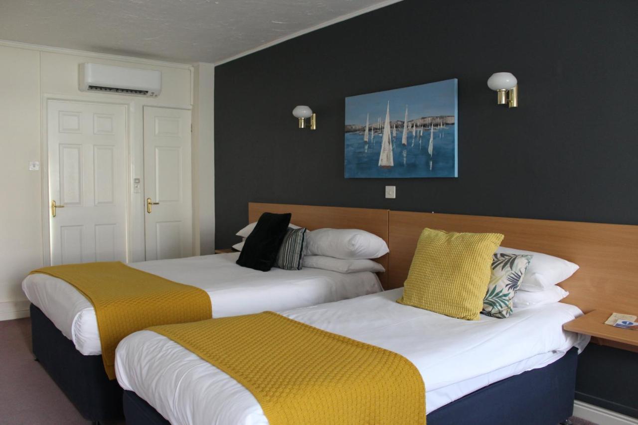 Dundry The Town & Country Lodge מראה חיצוני תמונה