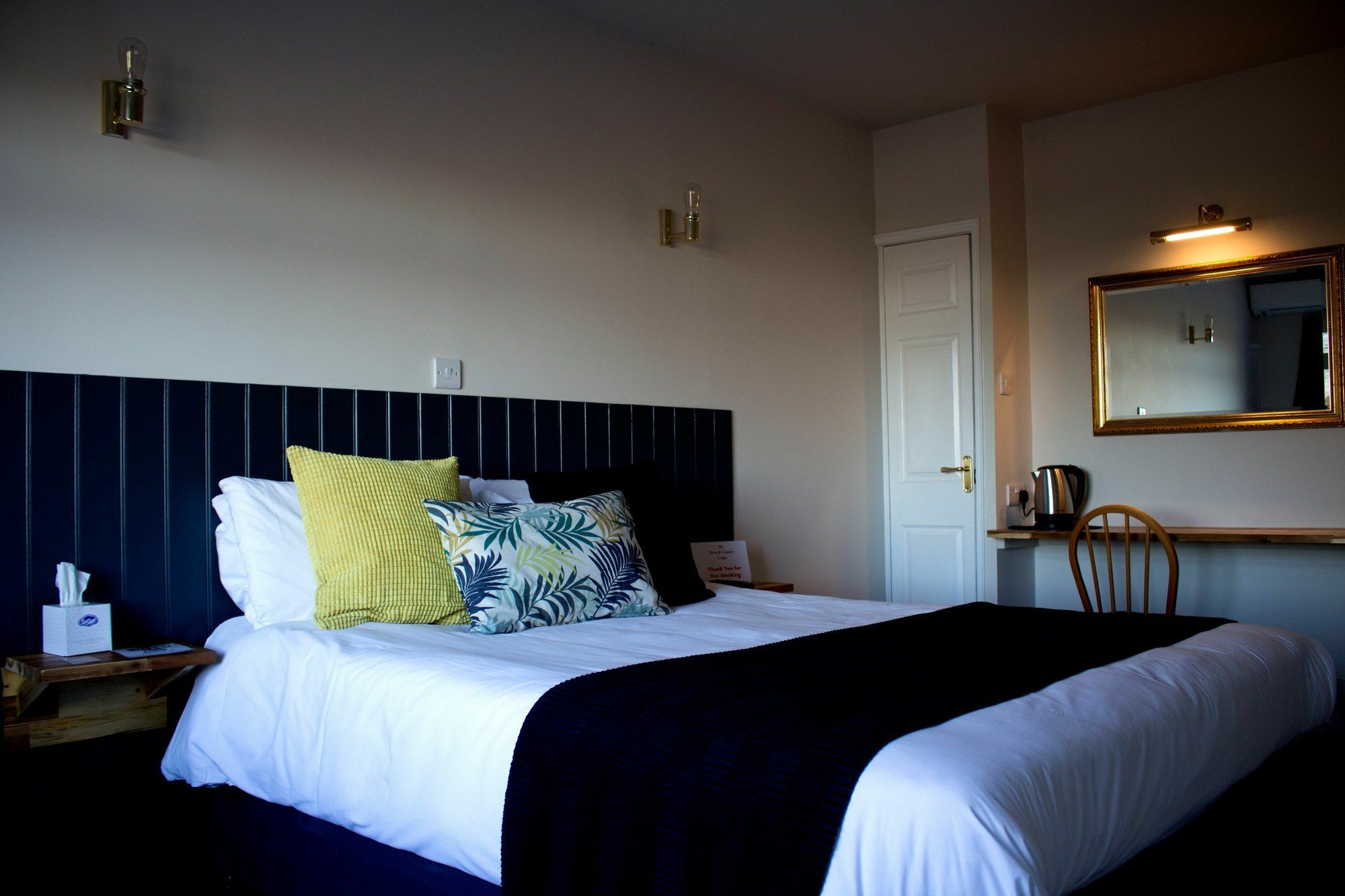 Dundry The Town & Country Lodge מראה חיצוני תמונה