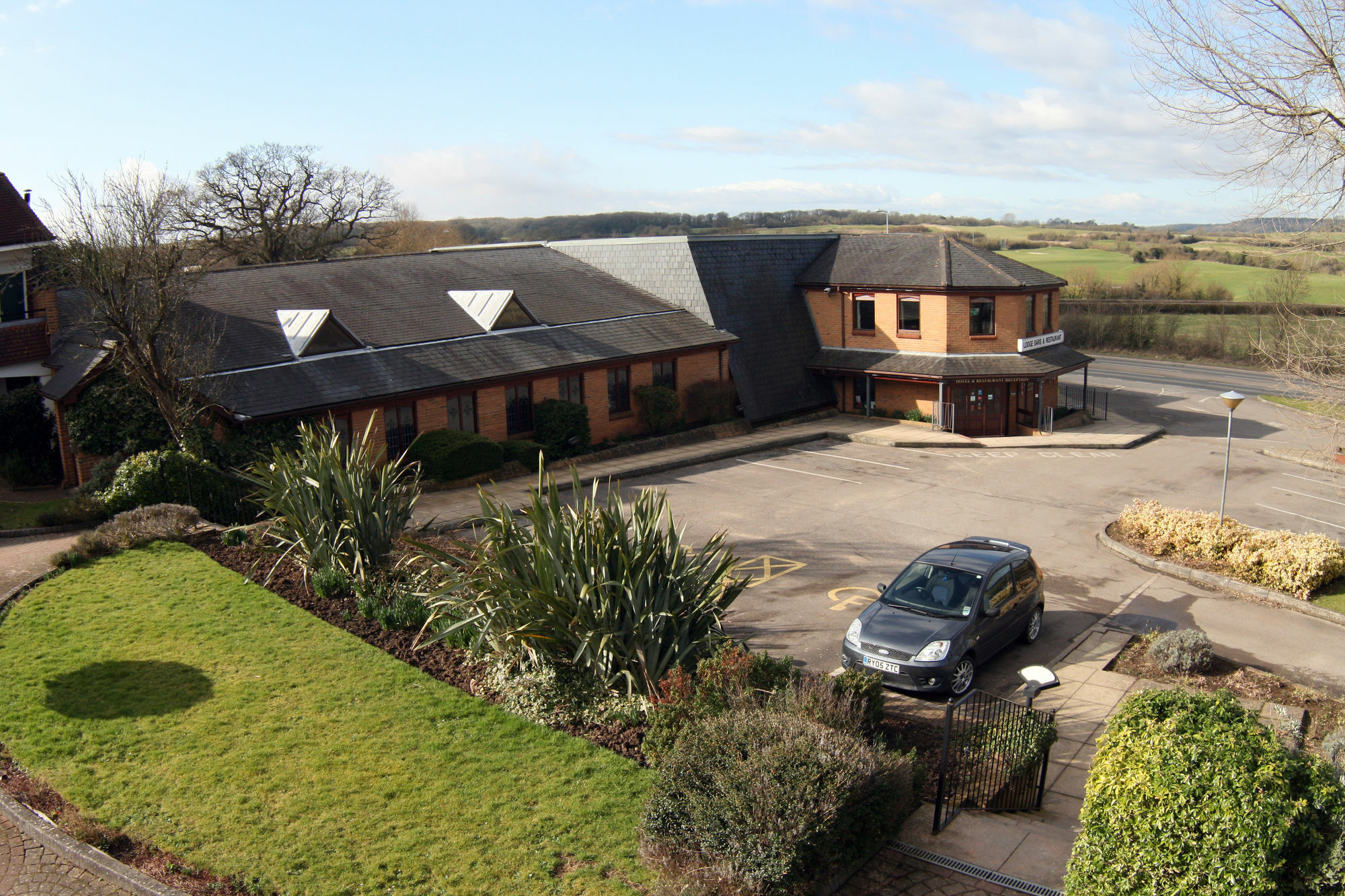 Dundry The Town & Country Lodge מראה חיצוני תמונה